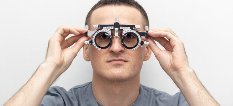 Understanding Myopia: Symptoms, Causes, Diagnosis, and Treatment